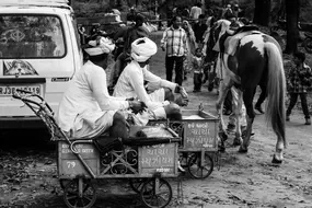 india_road_traffic.jpg